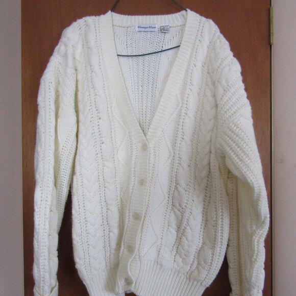 Carriage Court Chunky Ivory Cable Knit Acrylic Sweater Size M (10-12) - Picture 1 of 5